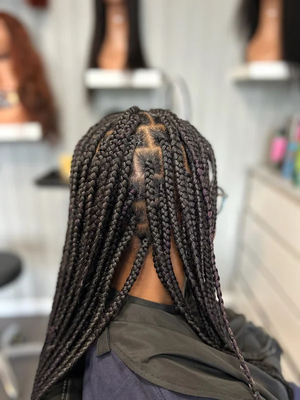 Knotless Braids / Medium